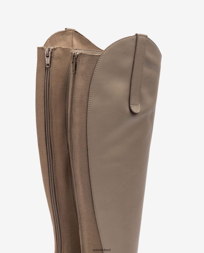 Brown 80842D1023 Women Unisa Boot with a zip and gusset at the back