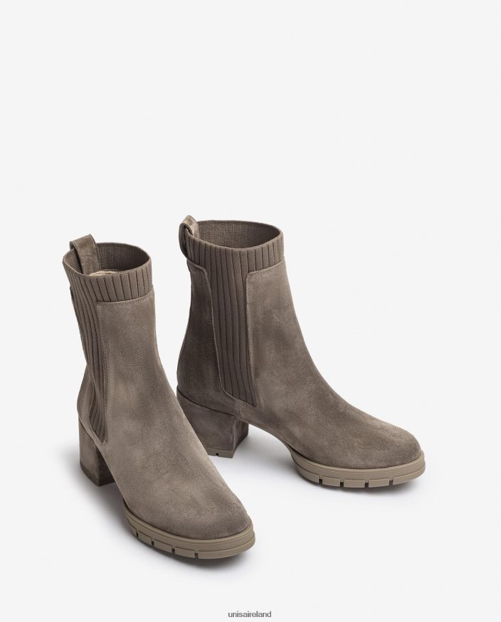 Brown 80842D938 Kids Unisa Suede ankle boot with a ribbed sock