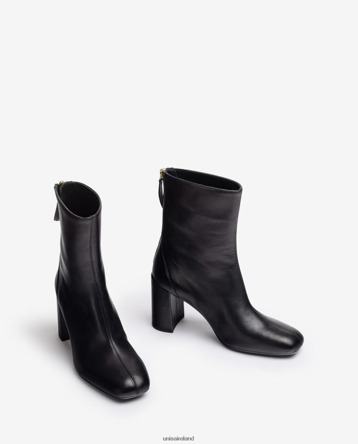 Fashion 80842D1006 Women Unisa Square toe ankle boot with a centre seam