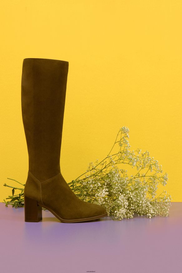 Fashion 80842D1056 Women Unisa High leg boot with a zip on the inside