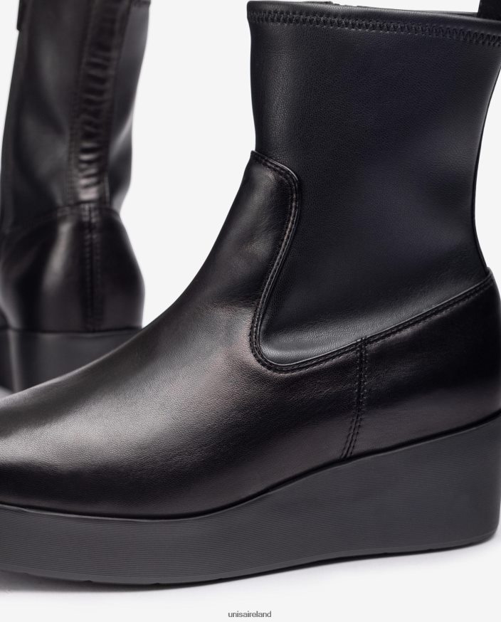 Graceful 80842D902 Women Unisa SuperLight ankle boot with a stretch fabric quarter top line