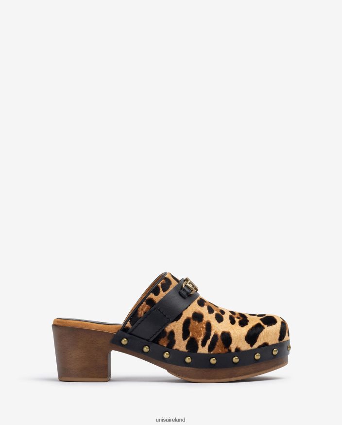 Fashion 80842D820 Women Unisa Printed clog with a monogram