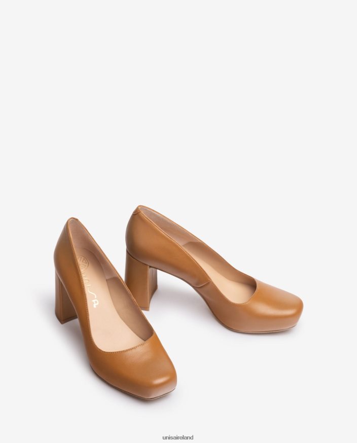 Brown 80842D563 Women Unisa Square toe pump with a platform