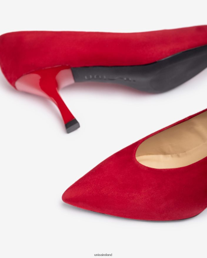 Red 80842D1299 Women Unisa Pointed toe pump with a closed top line.